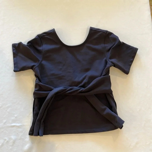 Nike Yoga Wrap Short Sleeve shirt sweatshirt Black womens medium EUC - Picture 2 of 4